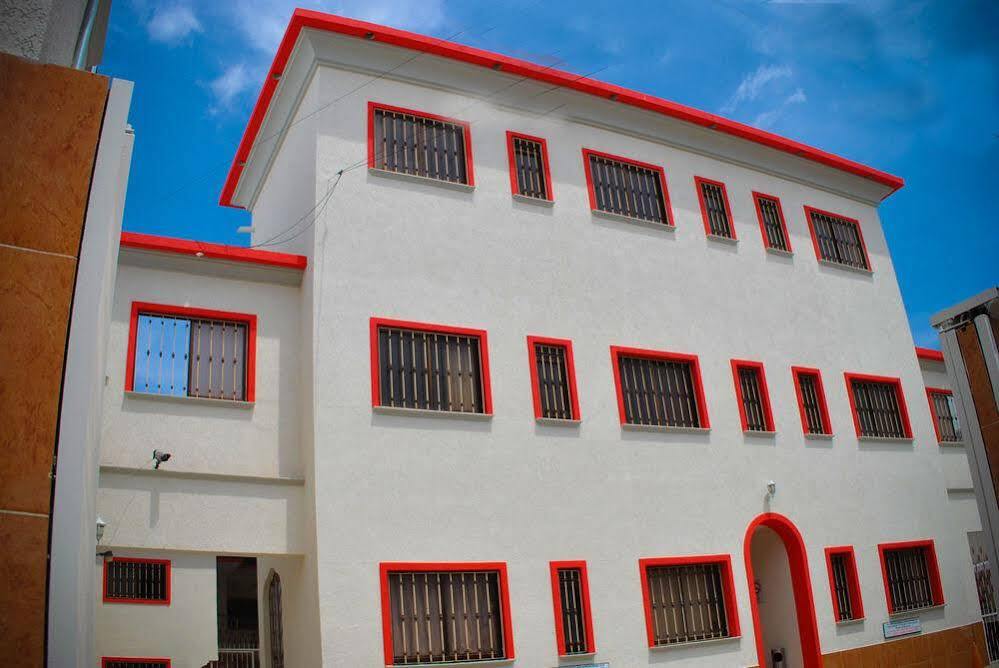 Capital O Hotel Valencia Puebla Kültér fotó